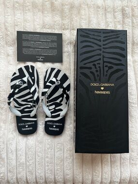 Havaianas Black & White Zebra-Print Women's Sandals